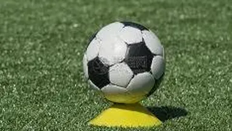 新加坡站网球赛韦思佳女单首轮遗憾告别赛场