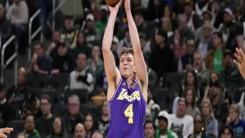 “山东体院携手全国校园，共启爱心公益马拉松新征程”