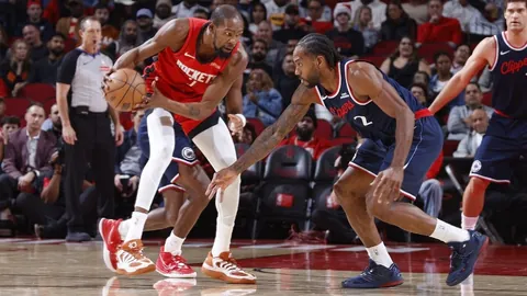 龙战主场，虫陷客途：一场状态与历史的巅峰对决，生死未卜！